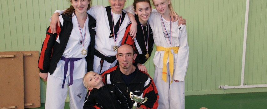 Open Taekwondo Technique Poomsé féminin de l’Hérault à Béziers