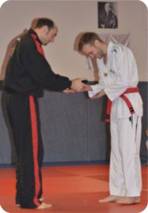 Simon 1er Dan de Taekwondo au dojang de Bouliac